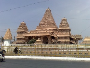 Chattarpur-Mandir-Delhi