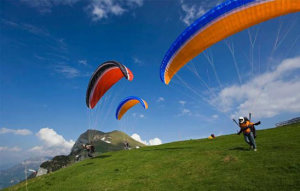 Paragliding-in-Manali