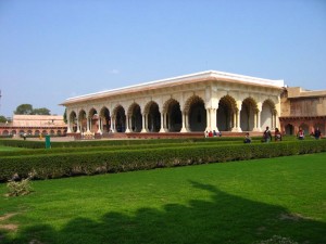 diwan-i-am in agra