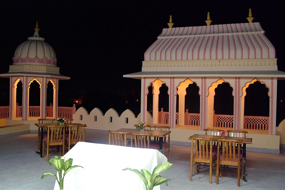 Hotel In Jaipur For Budget Traveller