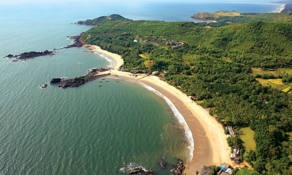 Om Beach, Gokarna