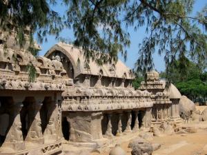 Thirukalukundram, Mahabalipuram