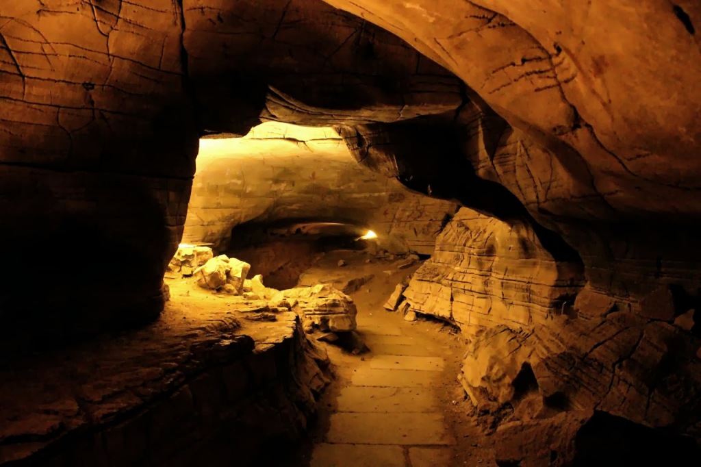 Belum Caves, Visakhapatnam