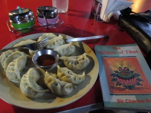 070-momos-mcleod-ganj