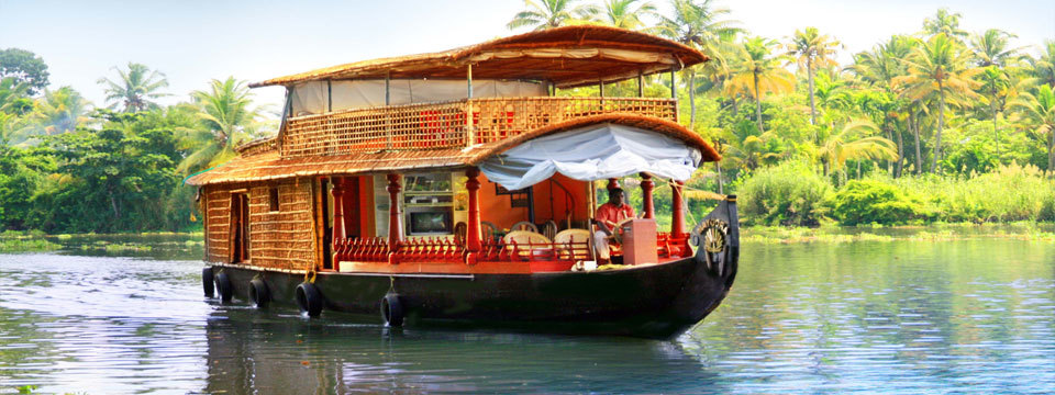 Houseboats In Alappuzha