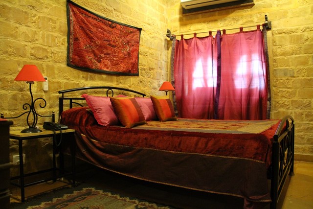 8 Best Hotels in Jaisalmer with Fort Views