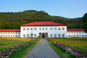 Lalit-Grand-Palace-Srinagar-MG-2104